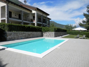 Гостиница Casa Lella with pool and garden  Ленно